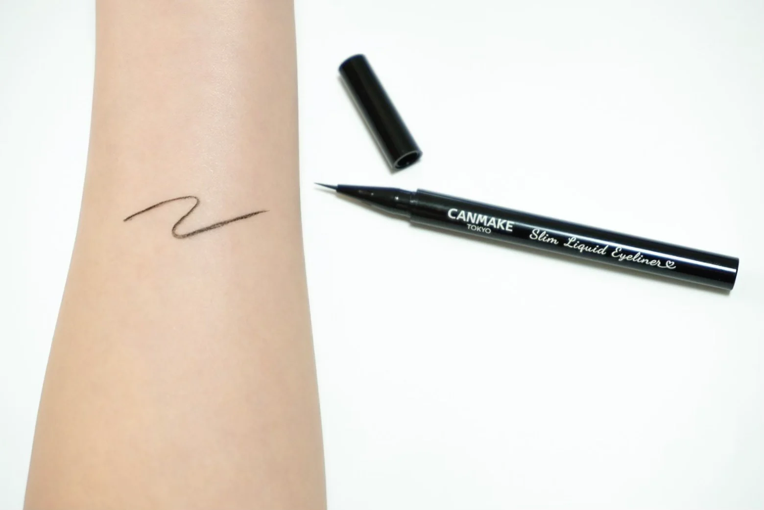 Canmake Slim Liquid Eyeliner 01 Black - Image 3
