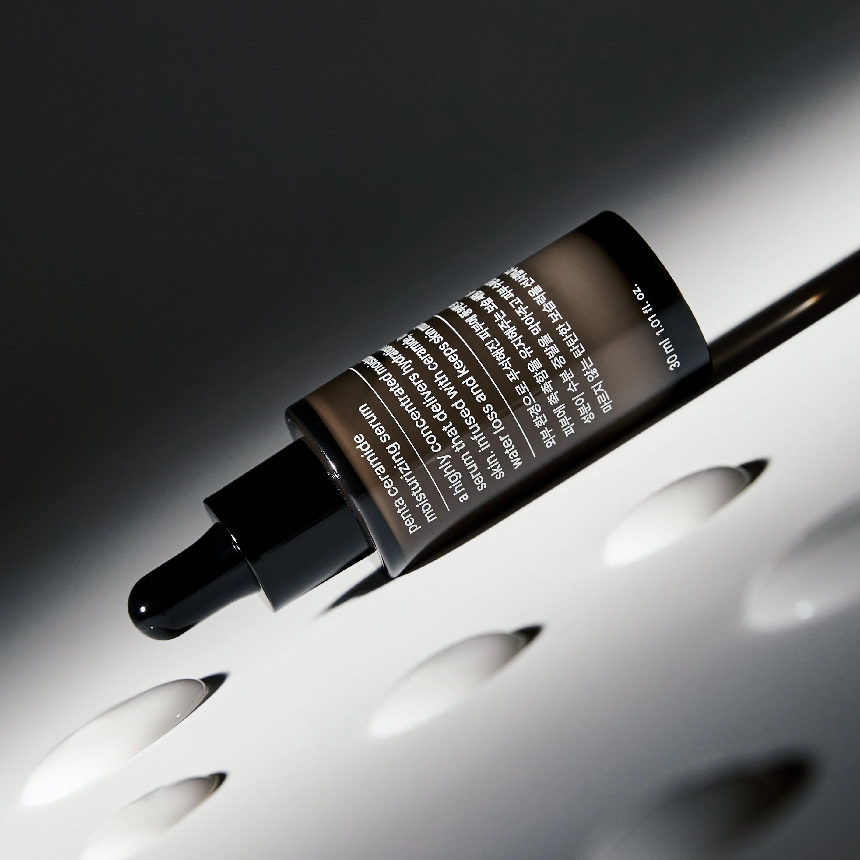 Musinsa Standard Penta Ceramide Moisturizing Serum 30ml - Image 3