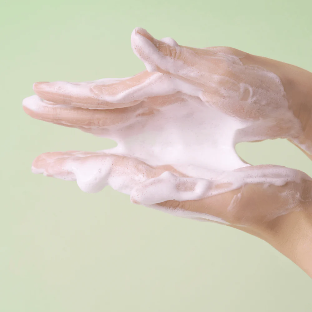 Skin1004 Madagascar Centella Tea-Trica BHA Foam 125ml - Image 4